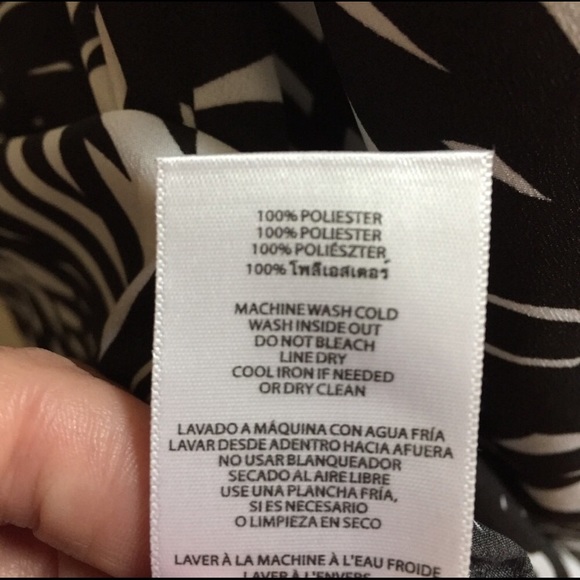 Michael Kors Black And White Sleeveless Tunic - Picture 5 of 5